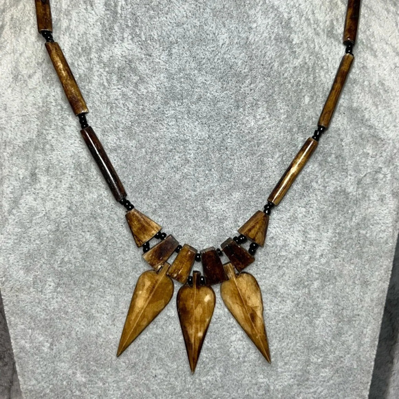 N25. VINTGE BOHO BONE NECKLACE NECKLACE ARROW, REAL BONE, CYLINDER BONE BEADS‎ - Picture 3 of 7